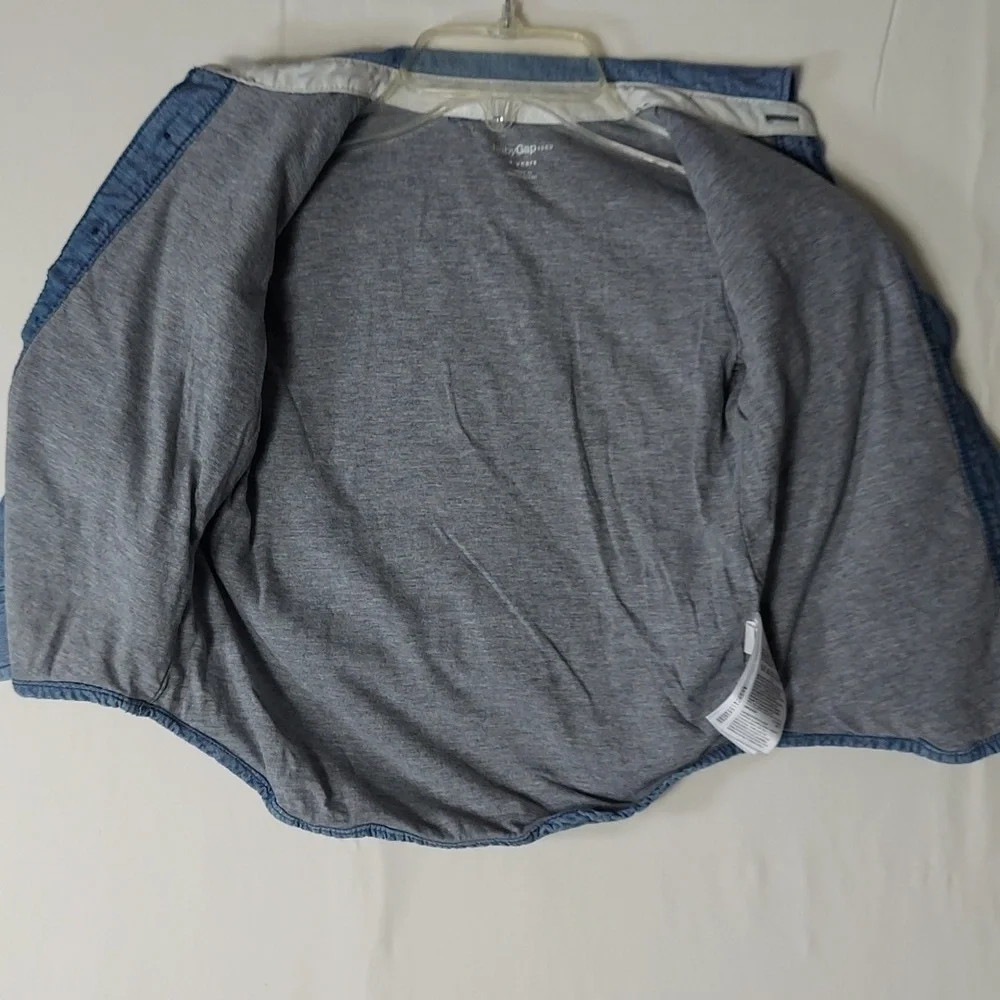 Baby Gap boy's   shirts  Size 3 years.
